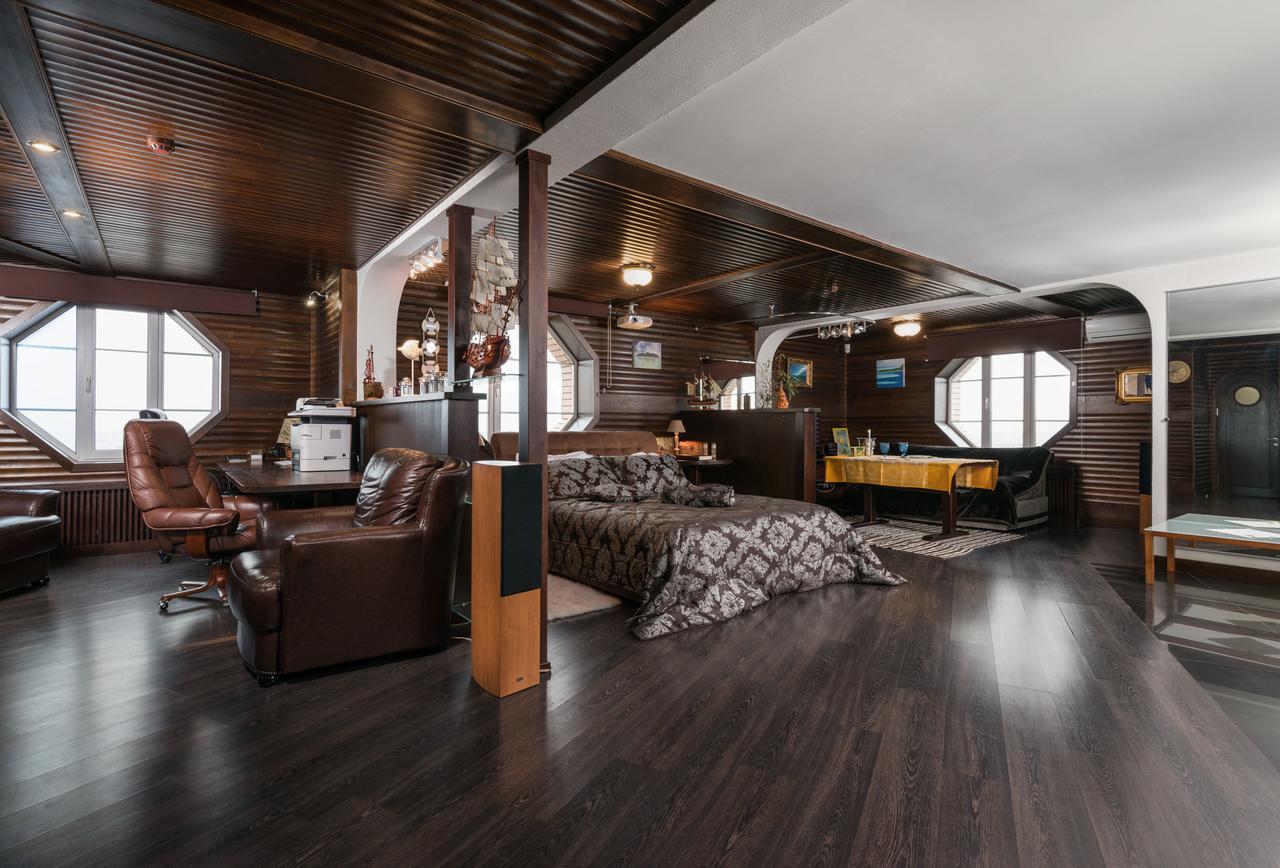 Ferienwohnung The Sky Loft Kiew Exterior foto